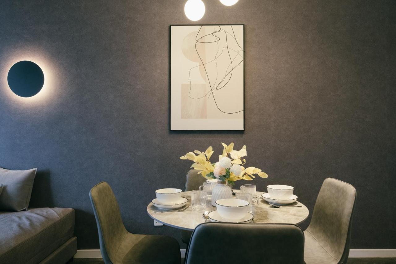 Scarletz Klcc Studio Suites 4 Pax Luxury Modern Style Wifi 100Mbps 吉隆坡 外观 照片